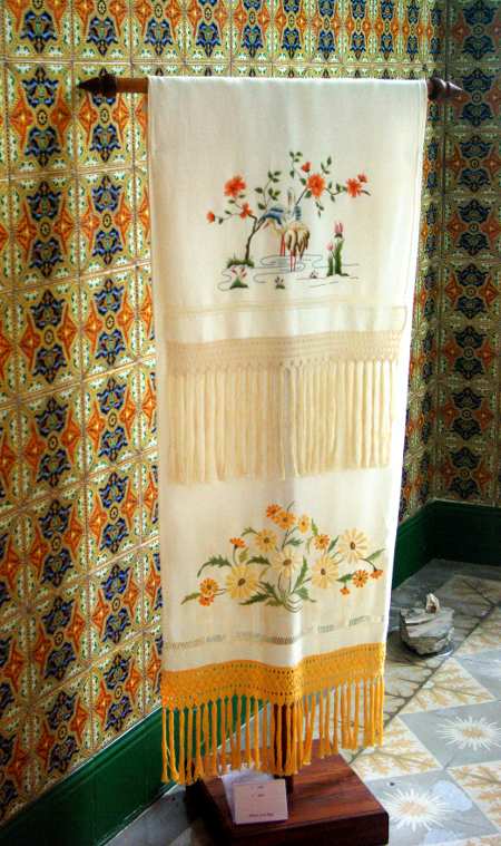 Satin stitch towel in the embroidery museum, Mazo, La Palma
